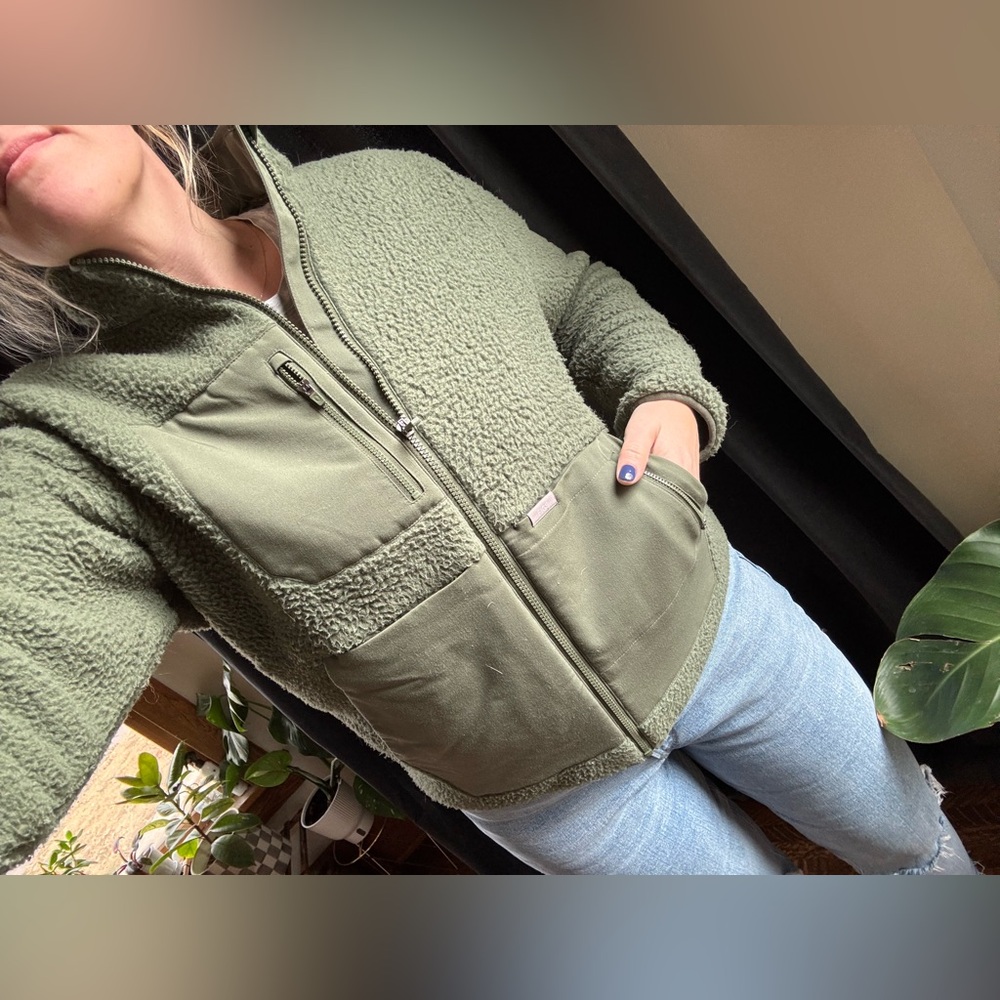 FIGS Cozy Sherpa Fleece Jacket Full Zip Olive Green XL
